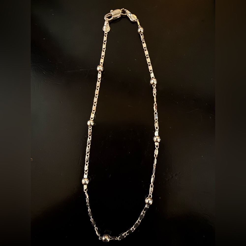 Elegant Silver Bracelet with Beaded Accents